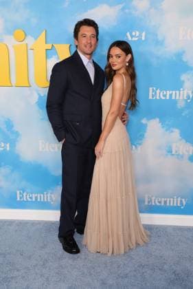 05 November 2025 - Los Angeles, California - Miles Teller, Keleigh Sperry. Eternity Special Film Screening held at AMC Century City 15. Los Angeles USA - ZUMAa123 20251105_zaa_a123_155 Copyright: xADx