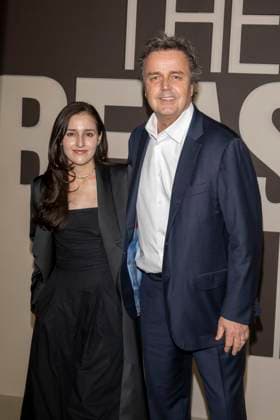 November 5, 2025, New York, United States: (L-R) Sara Barone and Sean Callery attend Netflix s The Beast In Me New York Premiere at The Plaza Hotel. City. New York United States - ZUMAs197 20251105_aaa_s197_588 Copyright: xRonxAdarx