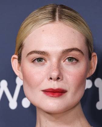 Los Angeles Premiere Of Neon s Sentimental Value American actress and singer Elle Fanning wearing a Fendi Couture dress and Cartier jewelry arrives at the Los Angeles Premiere Of Neon s Sentimental Value held at the DGA Theater Complex at The Directors Guild of America in Los Angeles, California, United States. DGA Theater Complex at The Directors Guild of America, Los Angeles, California, USA California United States  Copyright: xImagexPressxAgencyx originalFilename: collin-losangel251106_npjhG.jpg