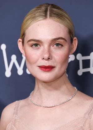 Los Angeles Premiere Of Neon s Sentimental Value American actress and singer Elle Fanning wearing a Fendi Couture dress and Cartier jewelry arrives at the Los Angeles Premiere Of Neon s Sentimental Value held at the DGA Theater Complex at The Directors Guild of America in Los Angeles, California, United States. DGA Theater Complex at The Directors Guild of America, Los Angeles, California, USA California United States  Copyright: xImagexPressxAgencyx originalFilename: collin-losangel251106_np8md.jpg