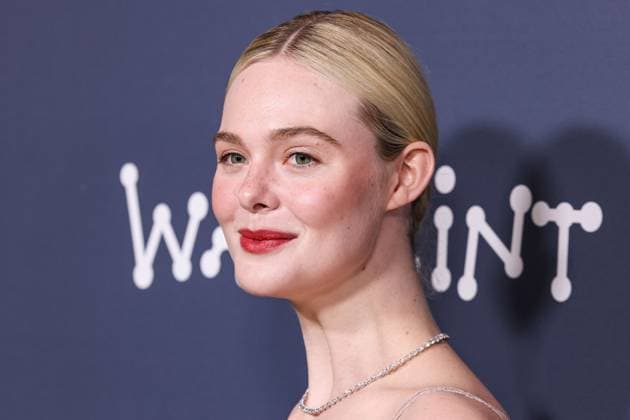 Los Angeles Premiere Of Neon s Sentimental Value American actress and singer Elle Fanning wearing a Fendi Couture dress and Cartier jewelry arrives at the Los Angeles Premiere Of Neon s Sentimental Value held at the DGA Theater Complex at The Directors Guild of America in Los Angeles, California, United States. DGA Theater Complex at The Directors Guild of America, Los Angeles, California, USA California United States  Copyright: xImagexPressxAgencyx originalFilename: collin-losangel251106_npF2G.jpg