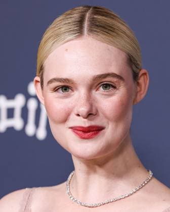 Los Angeles Premiere Of Neon s Sentimental Value American actress and singer Elle Fanning wearing a Fendi Couture dress and Cartier jewelry arrives at the Los Angeles Premiere Of Neon s Sentimental Value held at the DGA Theater Complex at The Directors Guild of America in Los Angeles, California, United States. DGA Theater Complex at The Directors Guild of America, Los Angeles, California, USA California United States  Copyright: xImagexPressxAgencyx originalFilename: collin-losangel251106_npQN9.jpg