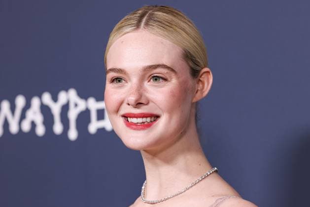 Los Angeles Premiere Of Neon s Sentimental Value American actress and singer Elle Fanning wearing a Fendi Couture dress and Cartier jewelry arrives at the Los Angeles Premiere Of Neon s Sentimental Value held at the DGA Theater Complex at The Directors Guild of America in Los Angeles, California, United States. DGA Theater Complex at The Directors Guild of America, Los Angeles, California, USA California United States  Copyright: xImagexPressxAgencyx originalFilename: collin-losangel251106_npVnt.jpg