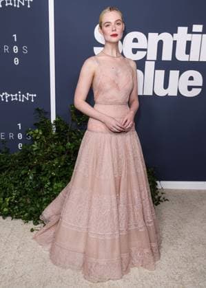 Los Angeles Premiere Of Neon s Sentimental Value American actress and singer Elle Fanning wearing a Fendi Couture dress and Cartier jewelry arrives at the Los Angeles Premiere Of Neon s Sentimental Value held at the DGA Theater Complex at The Directors Guild of America in Los Angeles, California, United States. DGA Theater Complex at The Directors Guild of America, Los Angeles, California, USA California United States  Copyright: xImagexPressxAgencyx originalFilename: collin-losangel251106_npjug.jpg