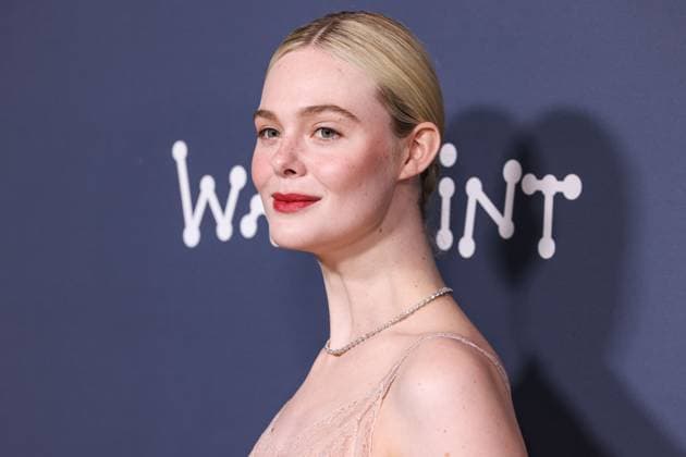 Los Angeles Premiere Of Neon s Sentimental Value American actress and singer Elle Fanning wearing a Fendi Couture dress and Cartier jewelry arrives at the Los Angeles Premiere Of Neon s Sentimental Value held at the DGA Theater Complex at The Directors Guild of America in Los Angeles, California, United States. DGA Theater Complex at The Directors Guild of America, Los Angeles, California, USA California United States  Copyright: xImagexPressxAgencyx originalFilename: collin-losangel251106_npYoO.jpg