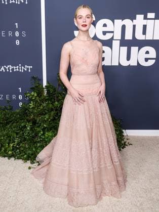 Los Angeles Premiere Of Neon s Sentimental Value American actress and singer Elle Fanning wearing a Fendi Couture dress and Cartier jewelry arrives at the Los Angeles Premiere Of Neon s Sentimental Value held at the DGA Theater Complex at The Directors Guild of America in Los Angeles, California, United States. DGA Theater Complex at The Directors Guild of America, Los Angeles, California, USA California United States  Copyright: xImagexPressxAgencyx originalFilename: collin-losangel251106_npsqd.jpg