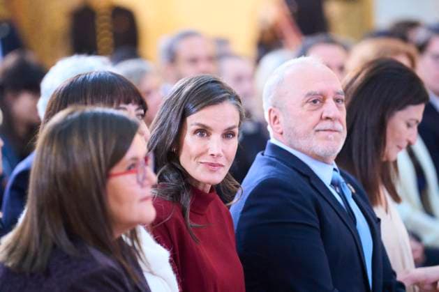 Queen Letizia attends the delivery of the 2024 and 2025 National Innovation and Design Awards Queen Letizia of Spain attends the delivery of the 2024 and 2025 National Innovation and Design Awards at El Pardo Royal Palace on November 6, 2025 in Madrid, Spain Photo by IMAGO MPG Madrid El Pardo Royal Palace Madrid Spain  Copyright: xMPGx