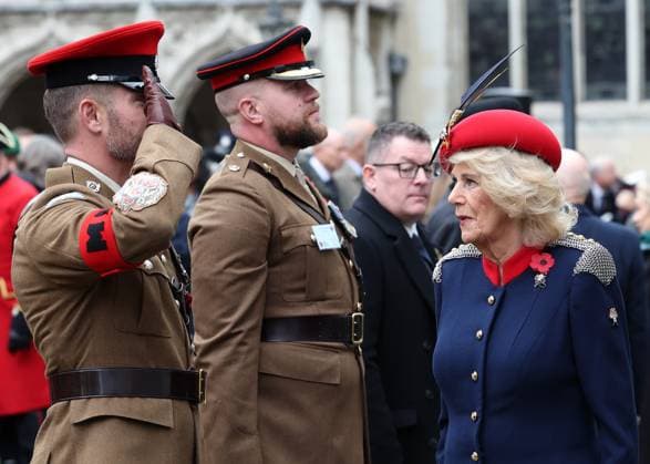 Queen Camilla Attends The 97th Field Of Remembrance Queen Camilla speaks with attendees on a visit to the 97th Field Of Remembrance at Westminster Abbey on November 06, 2025 in London, England. The Field of Remembrance has been held every November since 1928 when The Poppy Factory, of which Queen Camilla is Patron, brought a group of disabled veterans, a tray of poppies and a collecting tin to the grounds of St Margaret s Church at Westminster Abbey., Credit:Avalon.red Avalon United Kingdom, England, London, Westminster Abbey  Copyright: xAvalon.redx xAvalonx 1050721569
