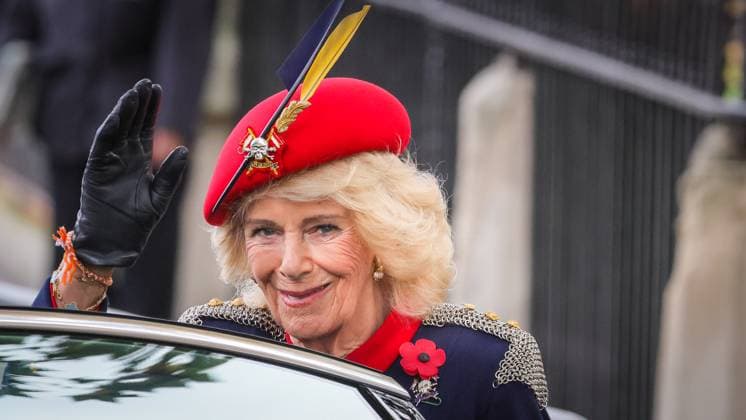 Queen Camilla visits the Field of Remembrance at Westminster Abbey, London, UK London, UK. 06th Nov, 2025. Her Majesty Queen Camilla visits the 97th Field of Remembrance at Westminster Abbey. The Queen is a Patron of the Poppy Factory and plants a Cross of Remembrance before reviewing the plots. The Field of Remembrance then opens to the public from later today., Credit:Imageplotter Avalon  Copyright: xImageplotterx xAvalonx 1050734765
