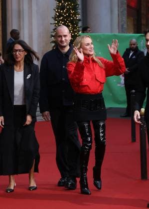 German actress and model Diane Kruger godmother inaugurates the launch of Christmas windows with New York colors at Printemps Haussmann from November 6, 2025 to January 4, 2026 in the 9th arrondissement of Paris, France, on November 6, 2025 Denis Guignebourg Bestimage Diane Kruger during the Le Printemps Launch of Christmas Windows Animations And Lights at Le Printemps, in Paris, France, on November 6, 2025 Paris France  Copyright: xDenisxGuignebourgx xBestimagexDenisxGuignebourgx xBestimagex