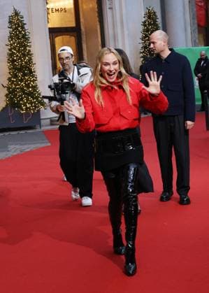 German actress and model Diane Kruger godmother inaugurates the launch of Christmas windows with New York colors at Printemps Haussmann from November 6, 2025 to January 4, 2026 in the 9th arrondissement of Paris, France, on November 6, 2025 Denis Guignebourg Bestimage Diane Kruger during the Le Printemps Launch of Christmas Windows Animations And Lights at Le Printemps, in Paris, France, on November 6, 2025 Paris France  Copyright: xDenisxGuignebourgx xBestimagexDenisxGuignebourgx xBestimagex