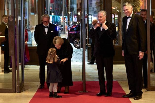 Philip Heylen, International Relations & Corporate Affairs Officer Ackermans & van Haaren, Queen Mathilde of Belgium, King Philippe - Filip of Belgium and Jan Suykens, Steunraad Antwerpen pictured during a gala evening organized by the Antwerp Support Committee for the King Baudouin Foundation, which is celebrating its 25th anniversary, in Antwerp, Thursday 06 November 2025.  DIRKxWAEM 139659660