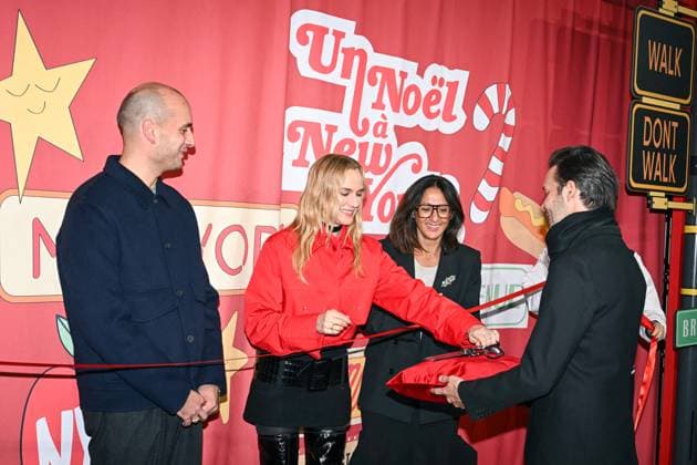 Inauguration of the Printemps Christmas window displays in Paris FA German artist Diane Kruger inaugurates with Printemps’ marketing director Jean Gasnier and general manager of Printemps Haussmann Laetitia Henry before the Printemps Christmas window displays in Paris, on November 6, 2025. Photo by Firas Abdullah ABACAPRESS.COM Paris Ile-de-France France  Copyright: xAbdullahxFiras ABACAx