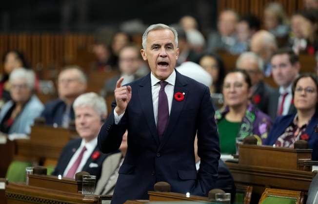 November 6, 2025, Ottawa, On, Canada: Prime Minister Mark Carney rises during Question Period on Parliament Hill in Ottawa, Thursday, Nov. 6, 2025. Ottawa Canada  - ZUMAc35_ 20251106_zaf_c35_096 Copyright: xAdrianxWyldx