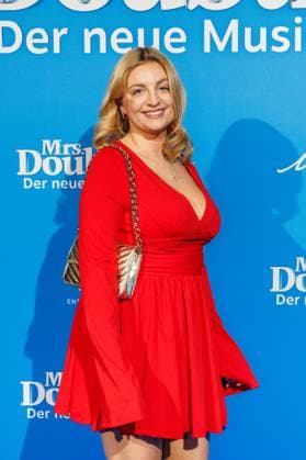 06 11 2025 Düsseldorf The musical hit Mrs Doubtfire celebrates its German premiere in its new German production of the English blockbuster First performed on Broadway in