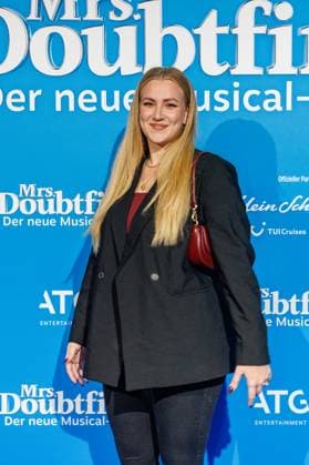 06 11 2025 Düsseldorf The musical hit Mrs Doubtfire celebrates its German premiere in its new German production of the English blockbuster First performed on Broadway in New York at the end of 2