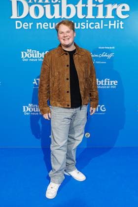 06 11 2025 Düsseldorf The musical hit Mrs Doubtfire celebrates its German premiere in its new German production of the English blockbuster First performed on Broadway in