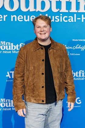 06 11 2025 Düsseldorf The musical hit Mrs Doubtfire celebrates its German premiere in its new German production of the English blockbuster First performed on Broadway in