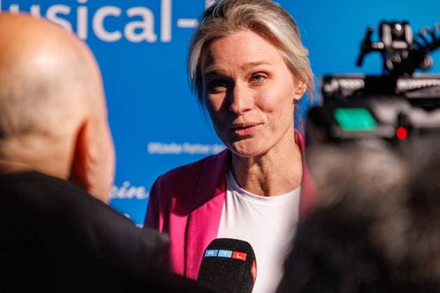 06 11 2025 Düsseldorf The musical hit Mrs. Doubtfire celebrates its German premiere in its new German production of th