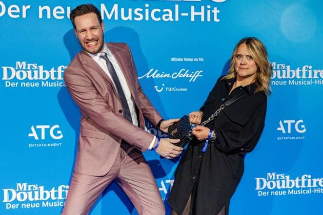 06 11 2025 Düsseldorf The musical hit Mrs Doubtfire celebrates its German premiere in its new German production of the English blockbuster Fir