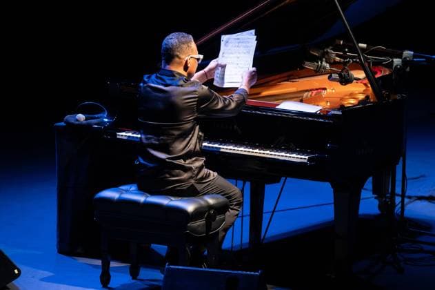 JAZZMADRID concert at the Fernanda Gómez Theatre in Madrid, Spain - 06 Nov 2025 Cuban jazz pianist Gonzalo Rubalcaba performs during the JAZZMADRID concert at the Fernanda Gómez Theatre in Madrid. Madrid Spain Copyright: xAtilanoxGarciax xSOPAxImagesx FOTO54999