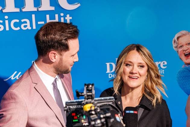 06 11 2025 Düsseldorf The musical hit Mrs Doubtfire celebrates its German premiere in its new German production of the English blockbuster Fir