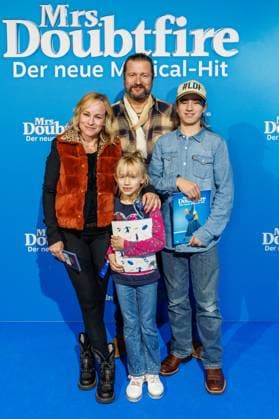 06 11 2025 Düsseldorf The musical hit Mrs Doubtfire celebrates its German premiere in its new German production of the English blockbuster First performed o