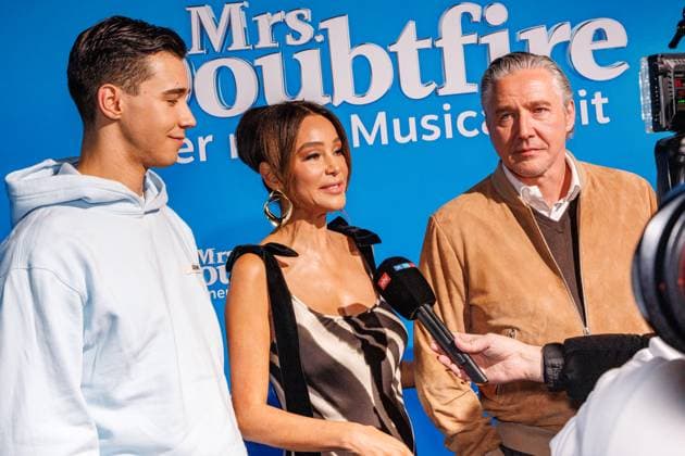 06 11 2025 Düsseldorf The musical hit Mrs Doubtfire celebrates its German premiere in its new German production of the English block