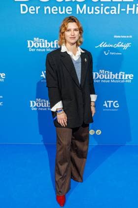 06 11 2025 Düsseldorf The musical hit Mrs Doubtfire celebrates its German premiere in its new, German production of the English blockbuster First performed on Broadwa