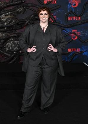 ˜Stranger Things 5™ World Premiere Shannon Purser arriving to Stranger Things 5™ world premiere held at the TCL Chinese Theatre on November 6, 2025 in Hollywood, Ca. Hollywood TCL Chinese Theatre California USA Copyright: xLisaxOConnor xAFF-USA.COMx