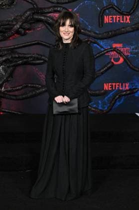 ˜Stranger Things 5™ World Premiere Winona Ryder arriving to Stranger Things 5™ world premiere held at the TCL Chinese Theatre on November 6, 2025 in Hollywood, Ca. Hollywood TCL Chinese Theatre California USA Copyright: xLisaxOConnor xAFF-USA.COMx