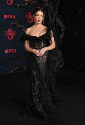 ˜Stranger Things 5™ World Premiere Millie Bobby Brown arriving to Stranger Things 5™ world premiere held at the TCL Chinese Theatre on November 6, 2025 in Hollywood, Ca. Hollywood TCL Chinese Theatre California USA Copyright: xLisaxOConnor xAFF-USA.COMx