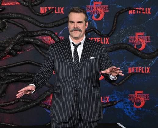 ˜Stranger Things 5™ World Premiere David Harbour arriving to Stranger Things 5™ world premiere held at the TCL Chinese Theatre on November 6, 2025 in Hollywood, Ca. Hollywood TCL Chinese Theatre California USA Copyright: xLisaxOConnor xAFF-USA.COMx