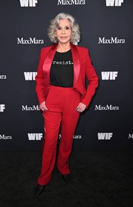 2025 WIF Honors Jane Fonda arriving to the 2025 WIF Honors held at the Beverly Hilton Hotel on November 6, 2025 in Beverly Hills, Ca. Beverly Hills Beverly Hilton Hotel California USA Copyright: xStarbuck AFF-USA.COMx