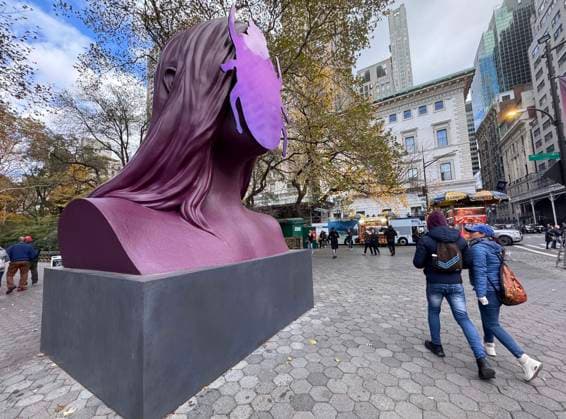 November 6, 2025, New York, New York, USA: A view of the public sculpture First Sun by Kuwaiti artist Monira Al Qadiri seen on display in Central Park, at the Doris C. Freedman Plaza. The 17-foot-tall painted aluminum sculpture is inspired by the ancient Egyptian deity Khepri reimaged as a contemporary monument. New York USA - ZUMAk03_ 20251106_zaf_k03_064 Copyright: xNancyxKaszermanx