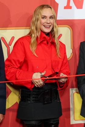 Inauguration des Vitrines animus et des illuminations de Noel 2024 du Printemps Launch of the Christmas windows animations and lights at Le Printemps Diane Kruger 450435 2000 01 01 Paris France  Copyright: xSebastienxFremontx xStarfacex STAR_450435_001