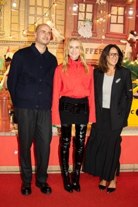 Inauguration des Vitrines animus et des illuminations de Noel 2024 du Printemps Launch of the Christmas windows animations and lights at Le Printemps Jean Gasnier, Diane Kruger et Laetitia Henry 450435 2000 01 01 Paris France  Copyright: xSebastienxFremontx xStarfacex STAR_450435_005