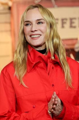 Inauguration des Vitrines animus et des illuminations de Noel 2024 du Printemps Launch of the Christmas windows animations and lights at Le Printemps Diane Kruger 450435 2000 01 01 Paris France  Copyright: xSebastienxFremontx xStarfacex STAR_450435_023