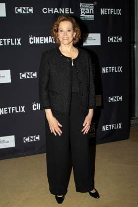 Sigourney Weaver Retrospective at la cinematheque Retrospective Sigourney Weaver à la Cinematheque Sigourney Weaver 450438 2025 11 06 France Weaver, Sigourney  Copyright: xSebastienxFremontx xStarfacex STAR_450438_003