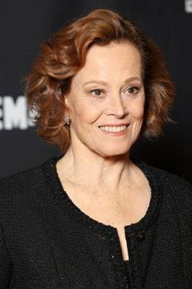 Sigourney Weaver Retrospective at la cinematheque Retrospective Sigourney Weaver à la Cinematheque Sigourney Weaver 450438 2025 11 06 France Weaver, Sigourney  Copyright: xSebastienxFremontx xStarfacex STAR_450438_006