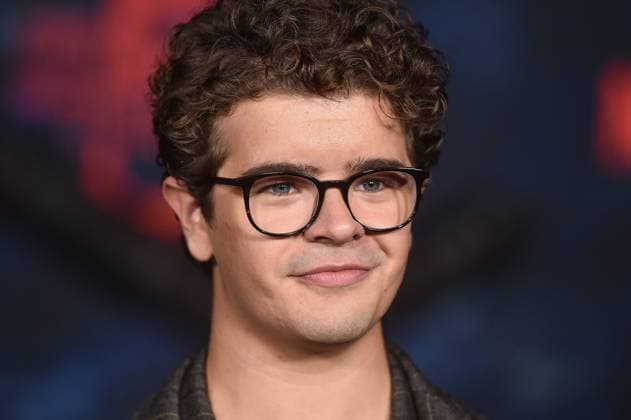 ˜Stranger Things 5™ World Premiere Gaten Matarazzo arriving to the Stranger Things 5™ world premiere held at the TCL Chinese Theatre on November 6, 2025 in Hollywood, Ca. Hollywood TCL Chinese Theatre California USA Copyright: xLISAxOConnor xAFF-USA.COMx