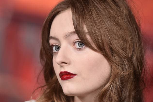 ˜Stranger Things 5™ World Premiere Olive Abercrombie arriving to the Stranger Things 5™ world premiere held at the TCL Chinese Theatre on November 6, 2025 in Hollywood, Ca. Hollywood TCL Chinese Theatre California USA Copyright: xLISAxOConnor xAFF-USA.COMx
