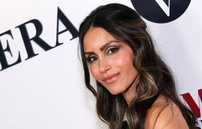 06 November 2025 - Hollywood, California - Shiva Negar the Arpa International Film Festival premiere of Ã’Deadly Vows.O held at TLC Chinese Theater. Hollywood USA - ZUMAa123 20251106_zaa_a123_114 Copyright: xADx