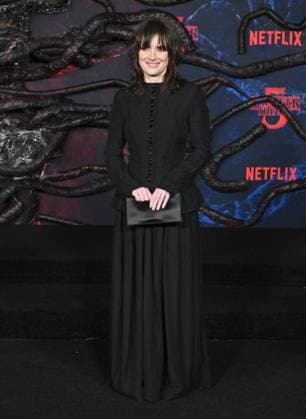 ˜Stranger Things 5™ World Premiere Winona Ryder arriving to the Stranger Things 5™ world premiere held at the TCL Chinese Theatre on November 6, 2025 in Hollywood, Ca. Hollywood TCL Chinese Theatre California USA Copyright: xLISAxOConnor xAFF-USA.COMx
