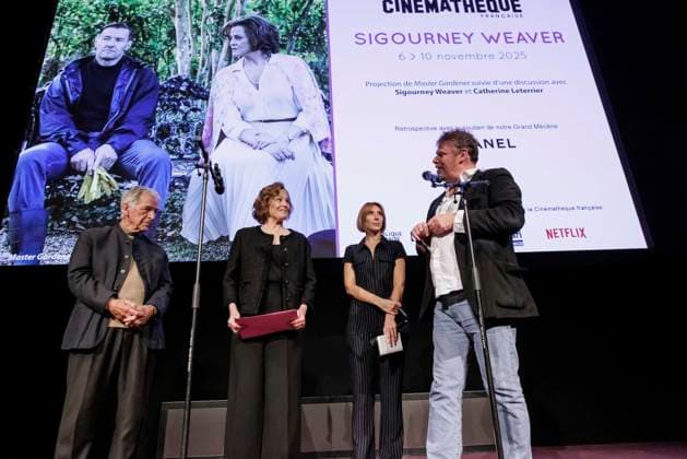Ouverture de la rÃ trospective Sigourney Weaver Costa-Gavras, Sigourney Weaver, AnaÃ¯s Duchet, FrÃ dÃ ric Bonnaud - Ouverture de la rÃ trospective Sigourney Weaver Ã la CinÃ matheque francaise, Paris, France, le 06 11 2025.  Copyright: xThierryxStefanopoulosx
