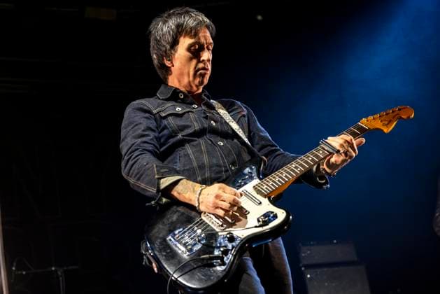 Johnny Marr In Concert Johnny Marr performs live in concert at Fabrique in Milano, Italy, on November 6, 2025. Milano Milano Italy  Copyright: xMairoxCinquettix originalFilename: cinquetti-johnnyma251106_nplHM.jpg