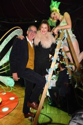 Heio von Stetten and Elisabeth Romano at the Teatro Secret Garden premiere on 6 11 2025 at the Spiegelpalast in Munich Teatro Dinnershow Secret Garden Gala Premiere 2025 in Munich