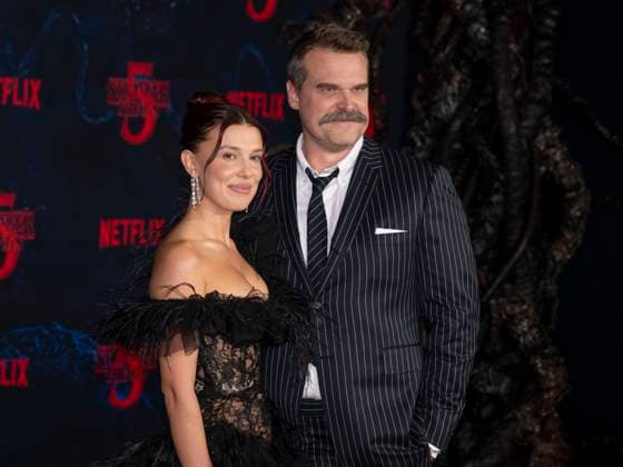 November 6, 2025, West Hollywood, California, USA: British actress and producer MILLIE BOBBY BROWN and American actor DAVID HARBOUR and attend the Los Angeles red carpet premiere of Netflix s Stranger Things Season 5. West Hollywood USA - ZUMAb173 20251106_aap_b173_122 Copyright: xBillyxBennightx