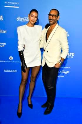 abb MtsDoubtfire Rebecca Mir with Massimo Sinato on the blue carpet at the premiere Mrs Doubtfire The New Musical Hit at Capitol Theater on 06 11 2025 in Duesseldorf NRW Germany