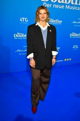 abb MtsDoubtfire Sinje Irslinger Actress guest at the party for the premiere Mrs Doubtfire The New Musical Hit at Capitol Theater on 06 11 2025 in Duesseldorf NRW Germany